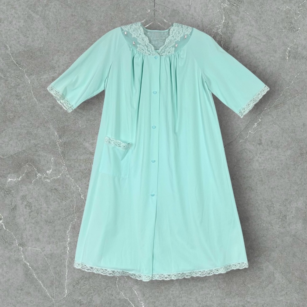 Vintage 70s Mint Nylon Nightgown Lace Trim Sleepwear Small